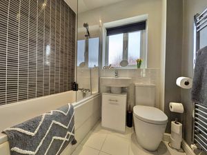 Photo 18- click for photo gallery